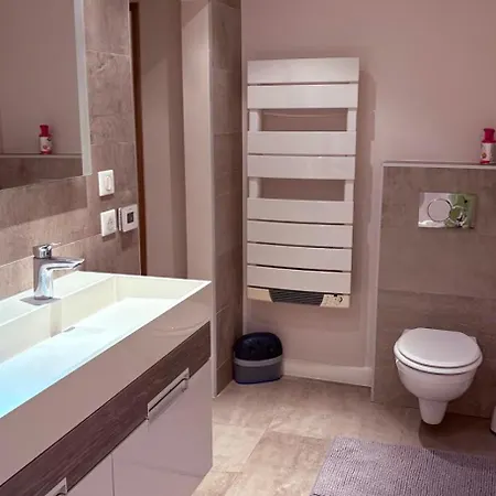 De Luxe Avec Piscine Privee Et Jardin *