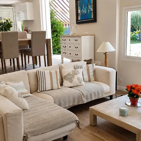 De Luxe Avec Piscine Privée Et Jardin *